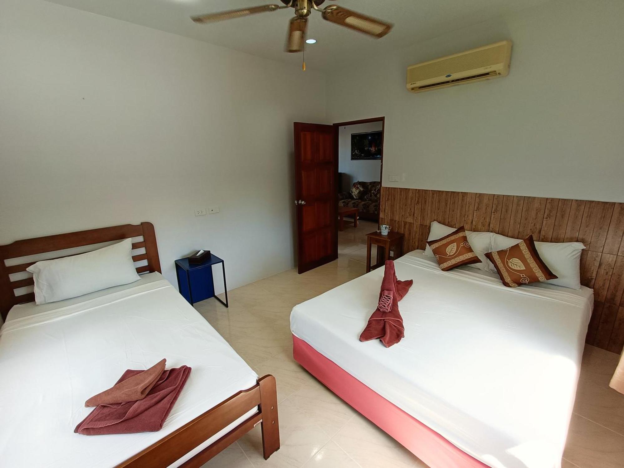 Sr Sea View Apartments Patong Room photo