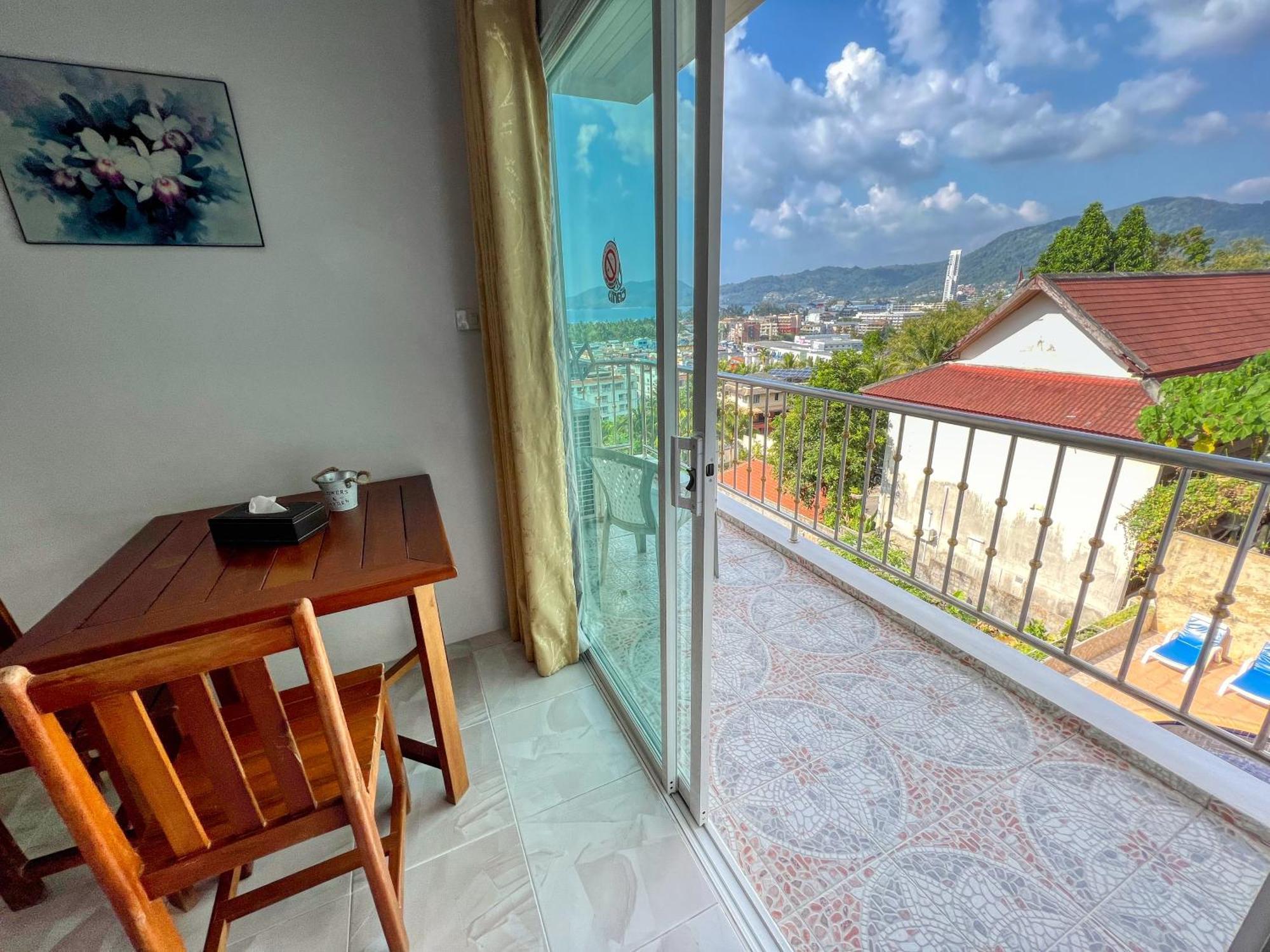 Sr Sea View Apartments Patong Room photo