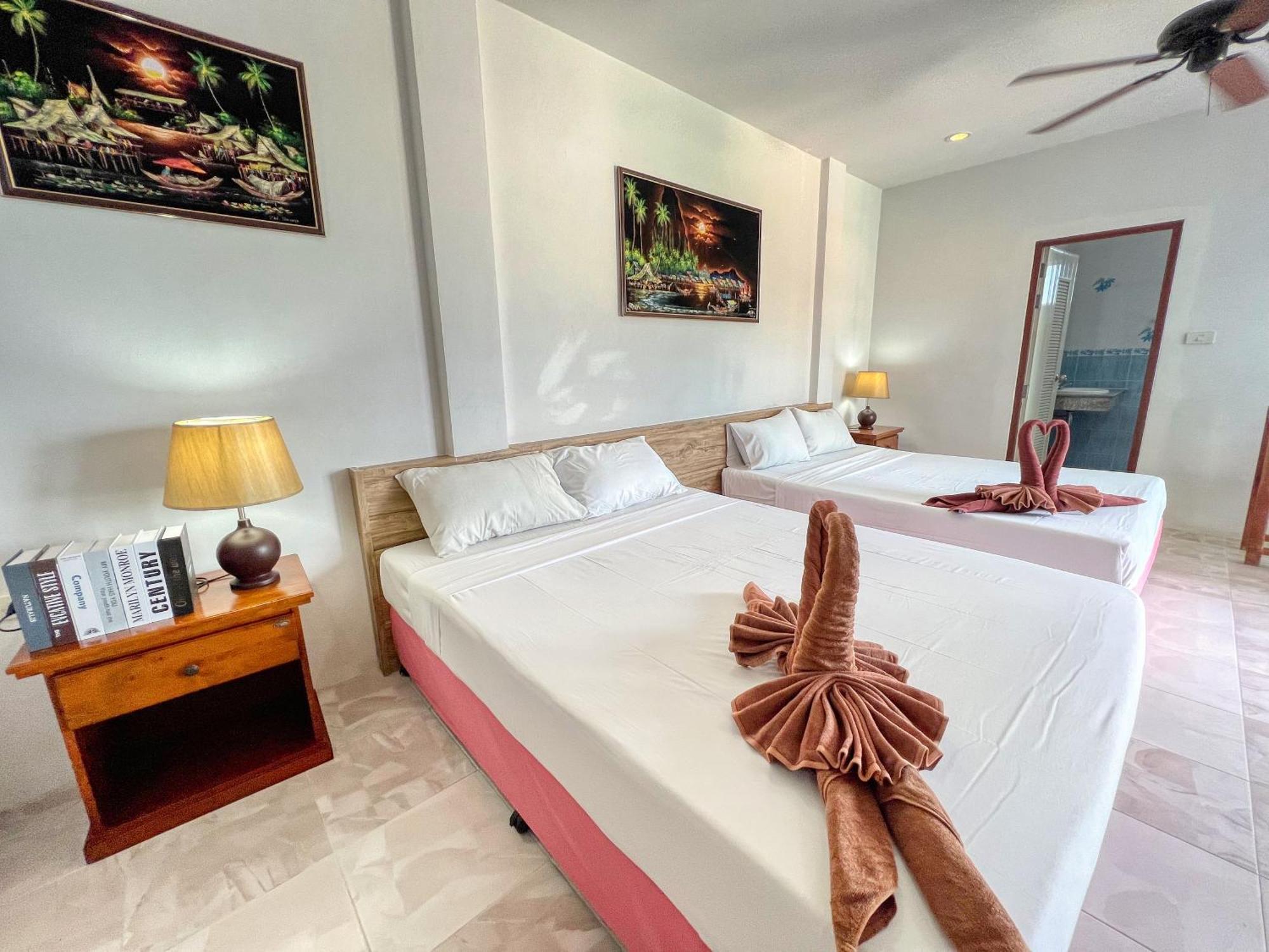 Sr Sea View Apartments Patong Room photo