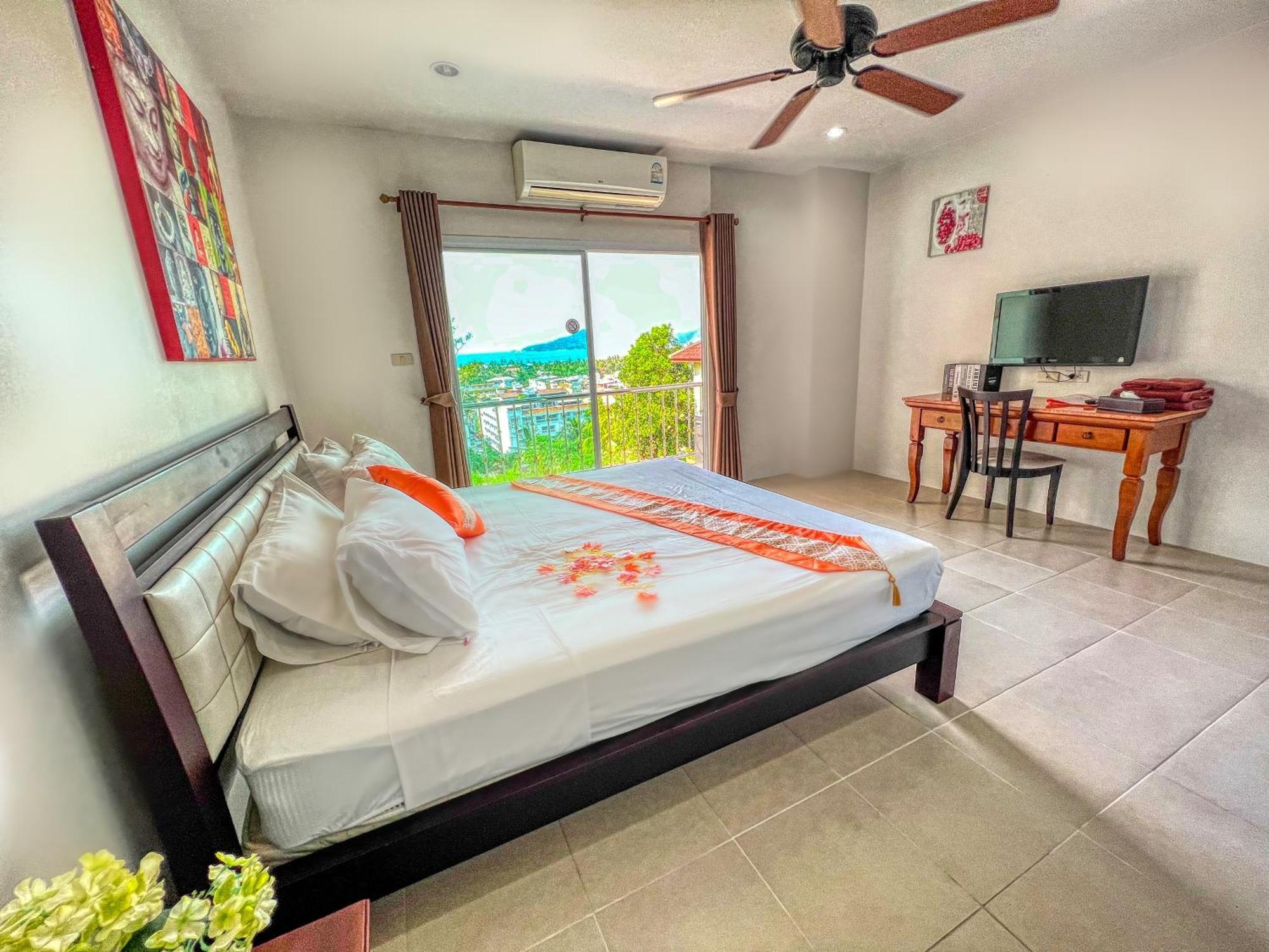 Sr Sea View Apartments Patong Room photo